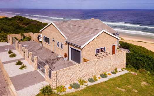 10 Hyacinth Road House For Sale Blue Horizon Bay Eastern Cape